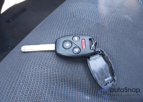 2011 Honda Fit Sport z USA, uszkodzony, nr VIN JHMGE8H54BS007649